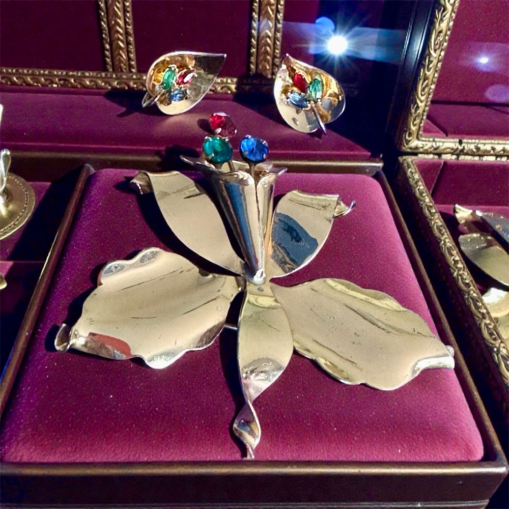 40’s Coro Hector Aguilar Vermeil Sterling Silver Cattleya Orchid Brooch Earrings
